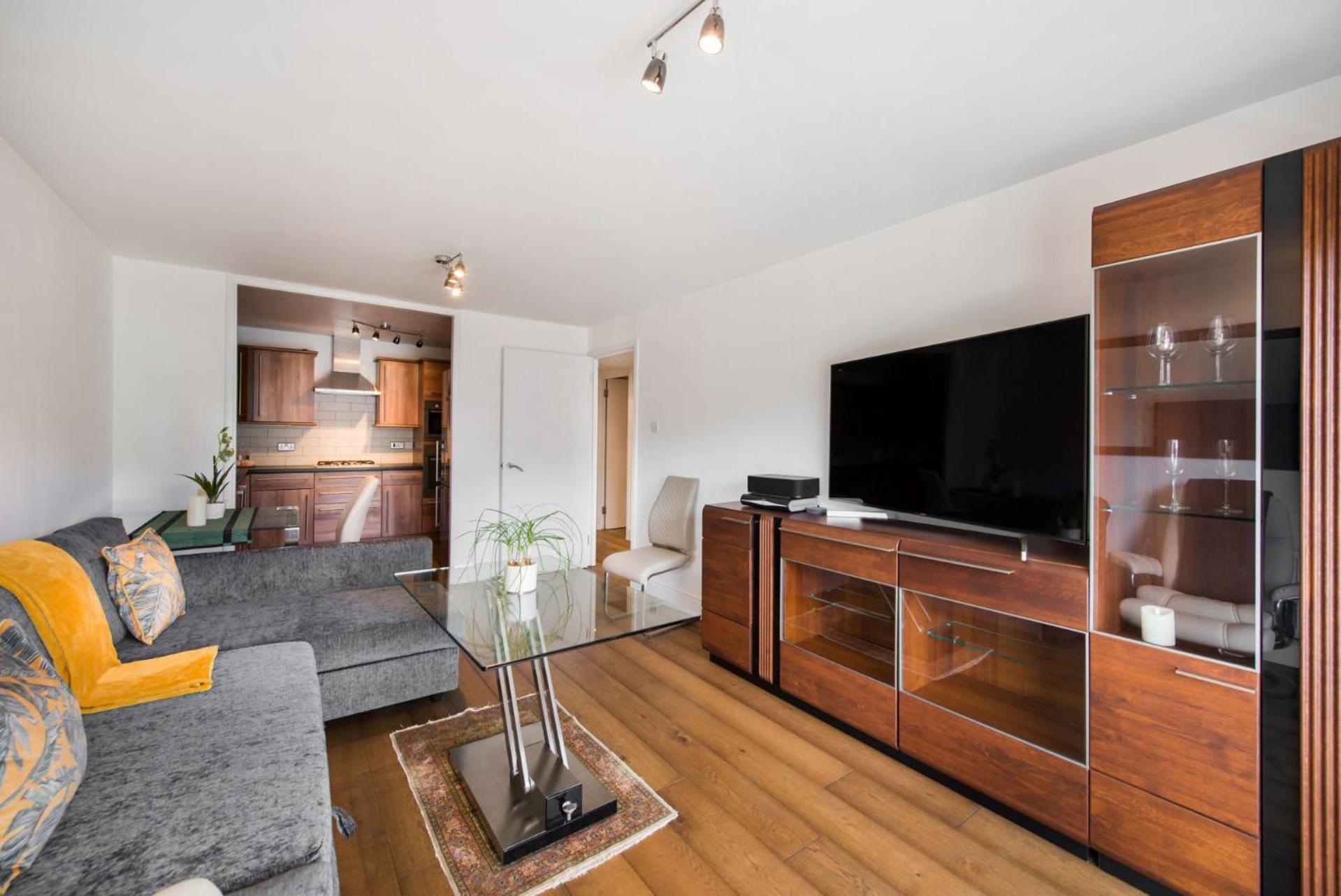 Views For Days - Fitzrovia - By Frankie Says Apartment London Exterior photo
